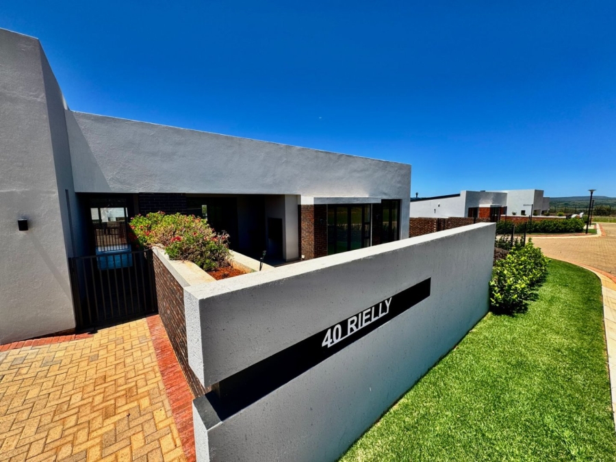 3 Bedroom Property for Sale in Helderzicht Eco Estate North West